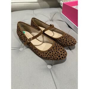 ISAAC MIZRAHI  Cheetah Flats, Size 8